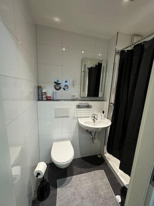 Gemuetliche Wohnung Mit Balkon Sarrebruck Extérieur photo