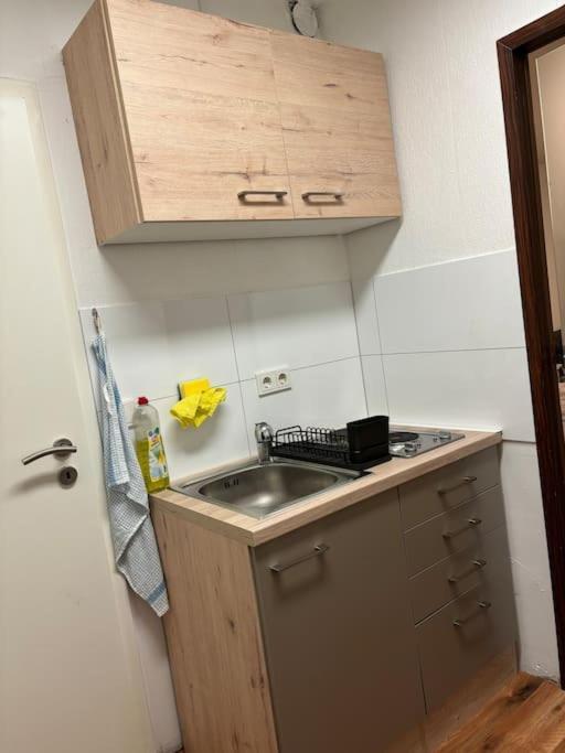 Gemuetliche Wohnung Mit Balkon Sarrebruck Extérieur photo